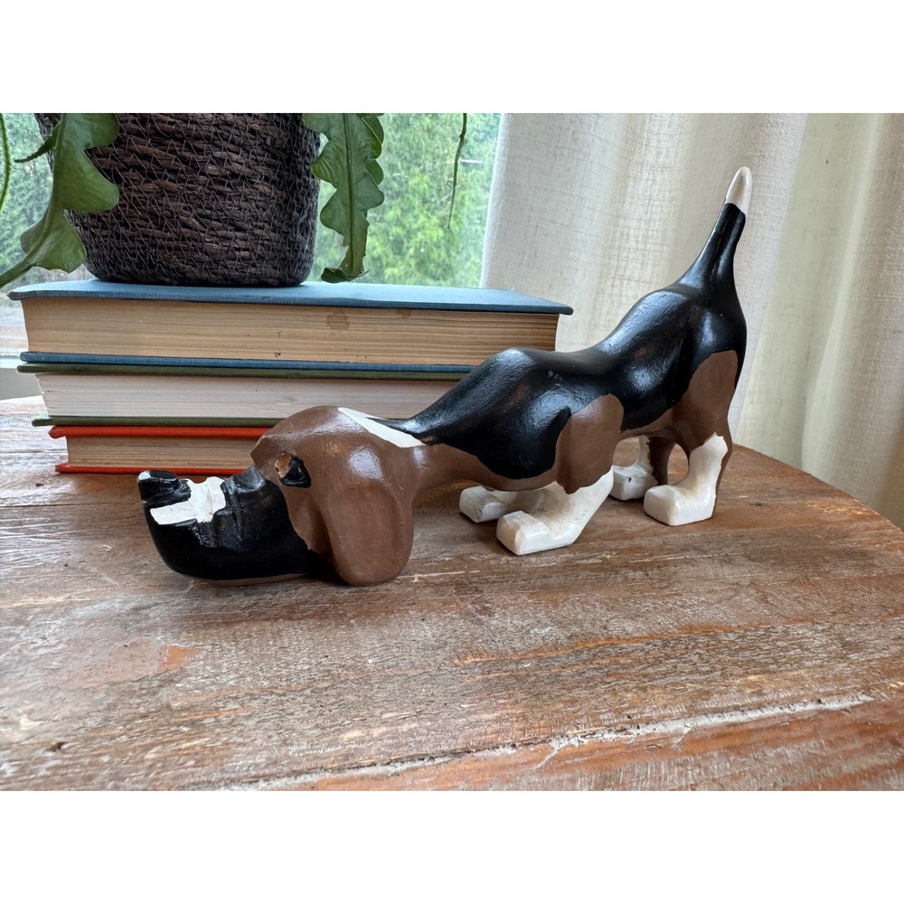 Vintage Hand Carved Wood‎ Basset Hound Beagle Dog Figurine Folk Art Tri-Color 9"